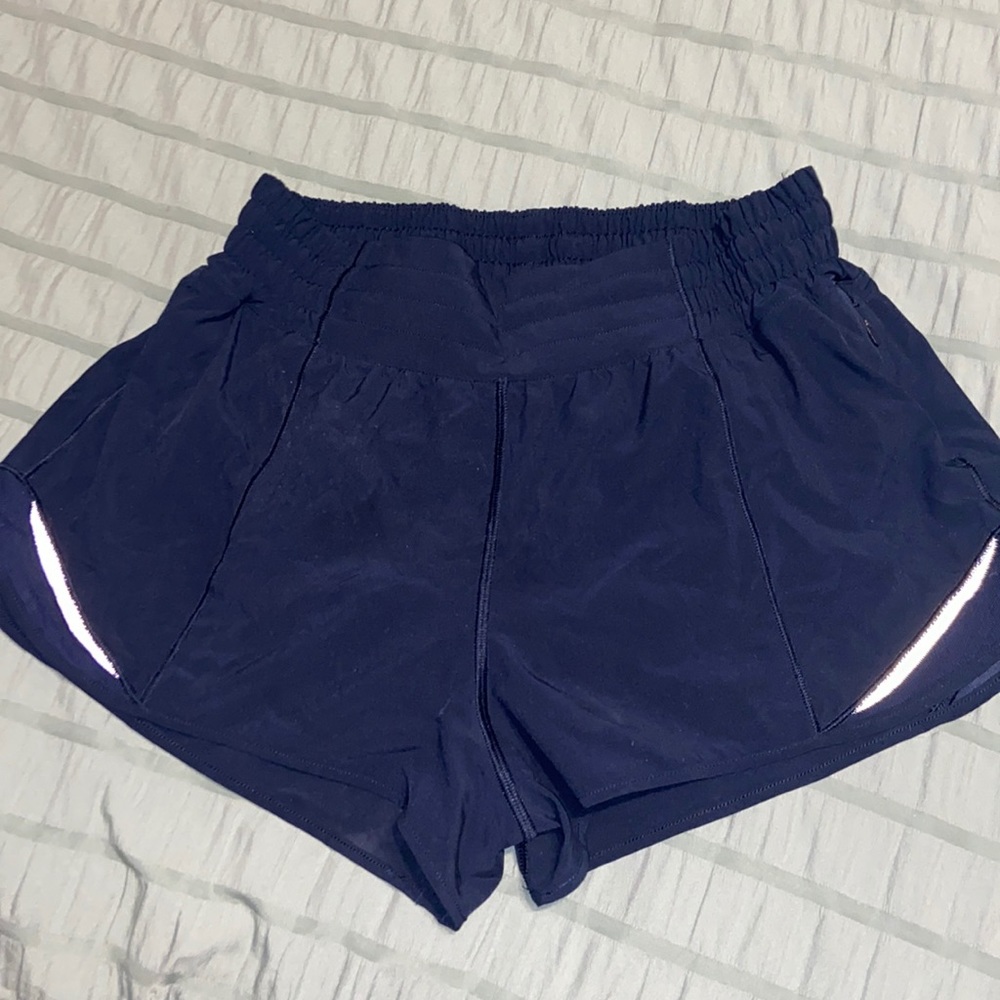 lulu hottie hot high waisted 2.5 inches